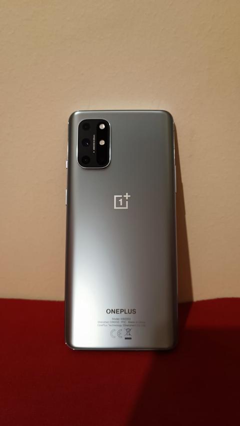 OnePlus 8T Luna Silver (12-256)