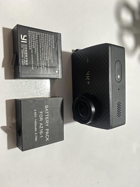 Çok az kullanılmış XIAOMI Yi 4K + ( Plus ) Aksiyon Kamerası