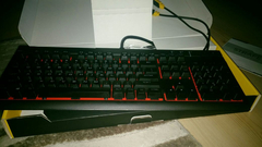 CORSAIR STRAFE MEKANİK RED SWİTCH OYUNCU KLAVYESİ