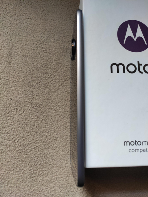 Moto Z /// Full kutu, Çok temiz ve Yeni bataryalı /// ....................Satıldı