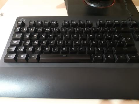 Logitech G213 Prodigy RGB klavye (1 yıl 3 ay garantili)