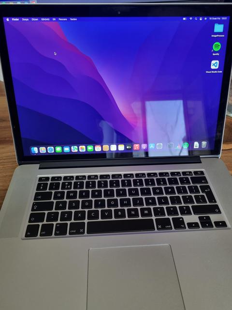 Macbook Pro 15.4'' Retina Ekran 2015 Mid Tertemiz Sorunsuz