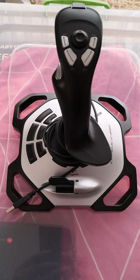 Logitech 3D extreme pro joystick