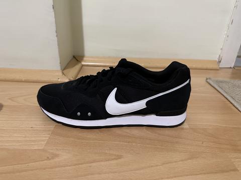 [SATILDI] Nike Venture Runner Spor Ayakkabı - Siyah Renk (Sıfır)