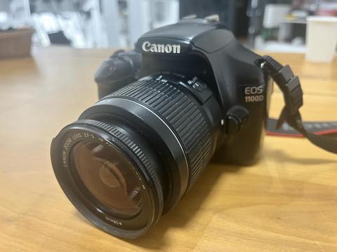 CANON EOS 1100D temiz fotoğraf makinası