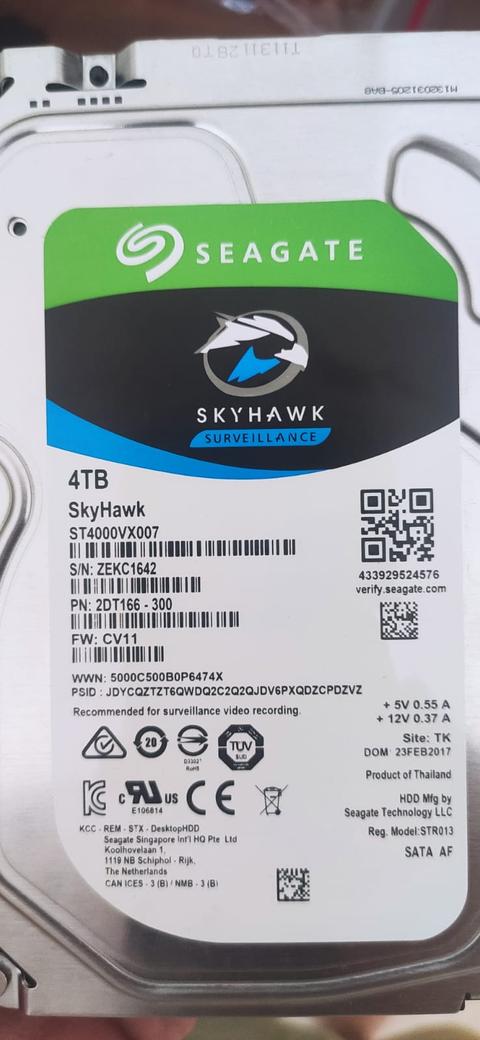 Seagate SkyHawk 4TB  ST4000VX007 3.5