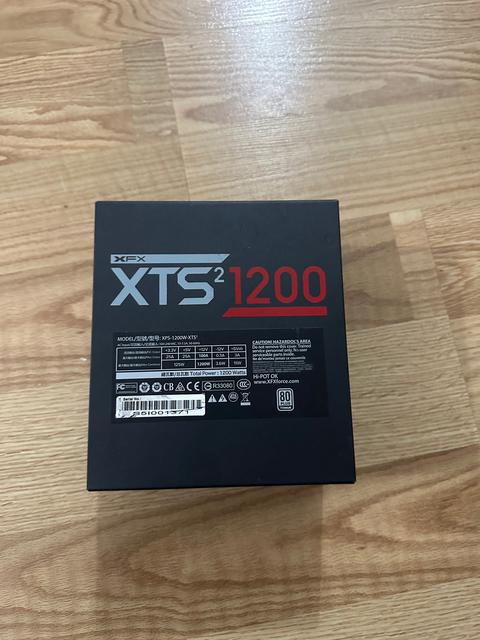 Satıdı | Xfx xts 1200w +80 titanium full modüler güç kaynağı