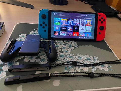 [SATILDI] Nintendo Switch OLED Çipli + 512 GB SD Kart