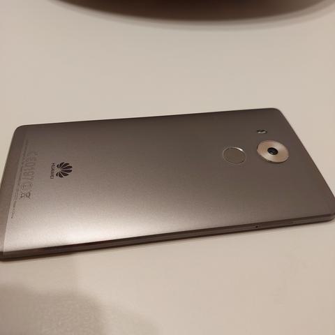 HUAWEİ MATE 8