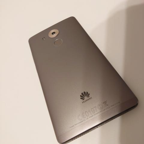 HUAWEİ MATE 8