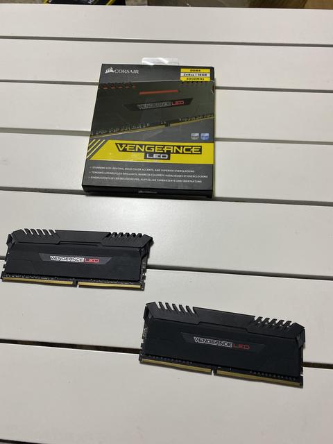 Corsair Vengeance DDR4 3000mhz Cl15 2x8 32gb Ram