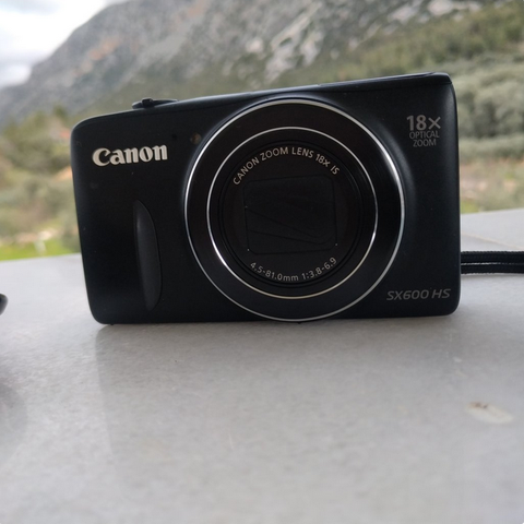 Canon PowerShot SX600 HS Kompakt Dijital Fotoğraf Makinesi