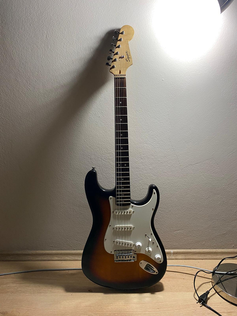 Fender Squier Bullet Strat