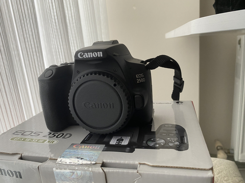 Satılık Canon Eos 250D Body (Kutusunda,Sıfır gibi)