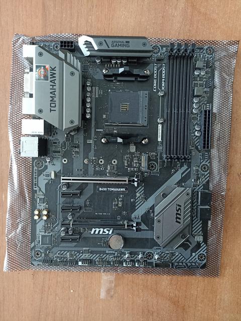 [SATILDI] MSI B450 Tomahawk atx AM4 motherboard*ARIZALI*