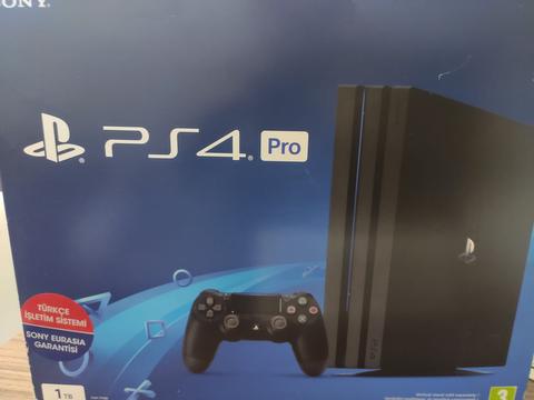 SATILDI Playstation 4 PRO 1 TB (CUH-7116B)