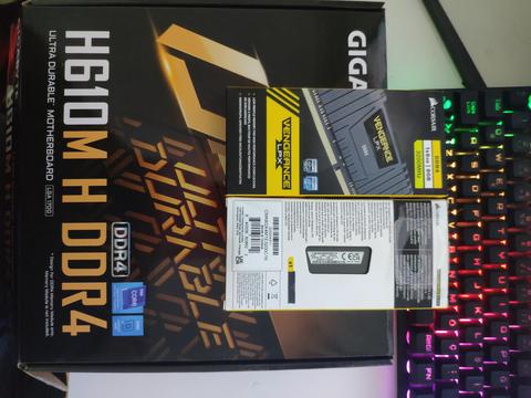 [SATILDI] Gıgabyte Intel H610M H Ddr4 + Corsair Vengeance LPX 8GB 3200 MHz DDR4 CL16 Ram