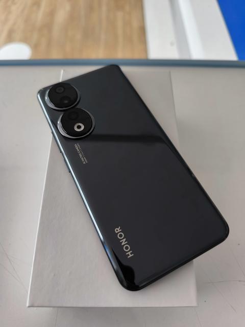 HONOR 90 12-512 GB SİYAH (8 GÜNLÜK)