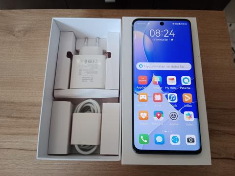 SATILIK HUAWEİ NOVA 9 128 GB MAVİ (KASKOLU)