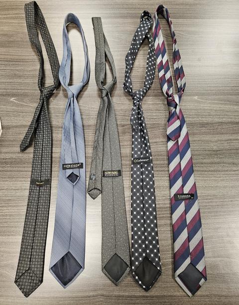 Vakko %100 ipek kravat, Vakko XL erkek kazak, 5 adet marka kravat