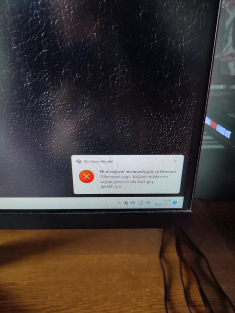 Asus Z690 - Plus D4 wifi yok ddr 4 anakart