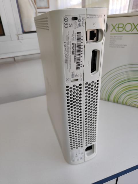 TERTEMİZ XBOX 360 ÜÇ KIRMIZI IŞIK HATALI 600 TL