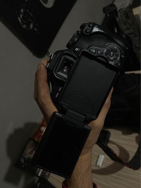 Canon 600D , 18-55mm & 75-300mm EKRAN KARTI TAKASLI
