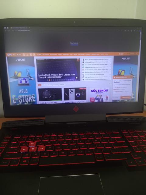 (SATILIK) HP Omen 17.3 Fhd Ips 120Hz G-Sync 7300HQ 16GB DDR4 6GB GTX1060