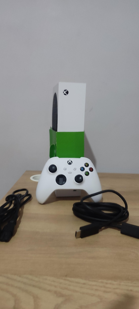 ACİL UCUZA- XBOX SERİES S 7999--XBOX SERİES X 13999