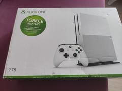 Xbox One S 2 TB özel sürüm