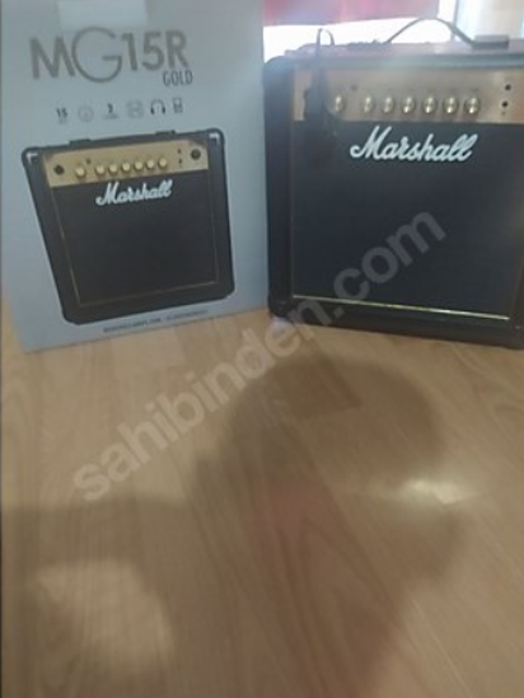 Marshall MG15R Gold Amfi