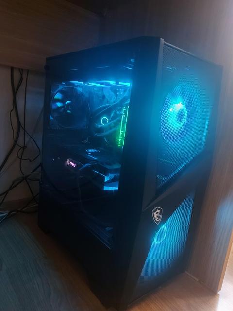 i5 9600k 4.7 Overclock - Msi 6600 XT Gaming X - 32GB - 1TB M2