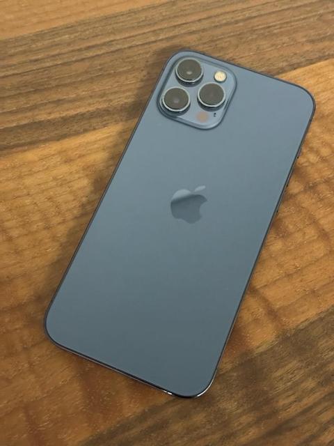 İphone 12 pro max 128gb Kutusunda çok temiz