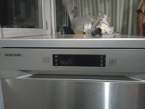 Samsung DW60M5052FS/TR 5 Programlı Inox Bulaşık Makinesi