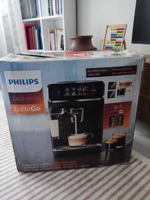 [SATILDI] philips 2231/40 latte go otomatik kahve makinesi  yeni