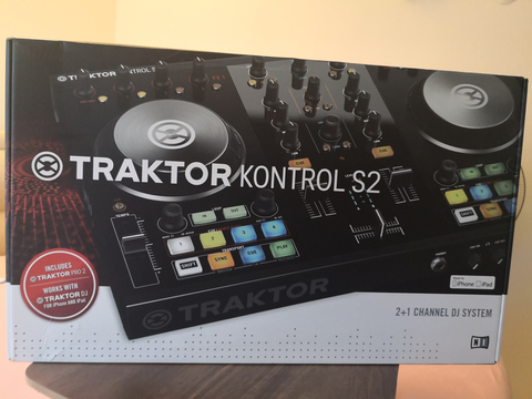 TRAKTOR S2 MK2 DJ SETUP