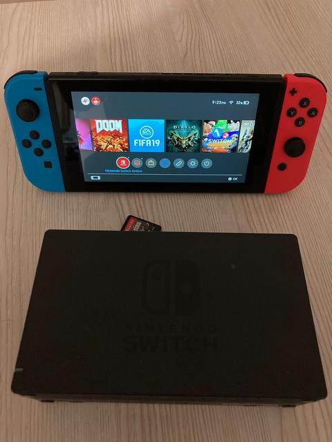 Nintendo Switch V1 ve Oyunlar + 256 GB SD Card