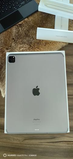 [SATILDI] Apple iPad Pro 12.9 "6. Nesil 128 GB WiFi+Cellular