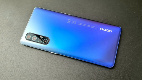 -SATILDI- Oppo Reno 3 Pro Orta Üst Segment Kralı