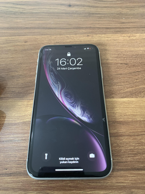 IPHONE XR 64 GB - GARANTİLİ - PİL %94 - HATASIZ