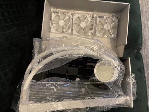 [SATILIK] Asus ROG RYUO III 360 White Edition İşlemci Soğutucu
