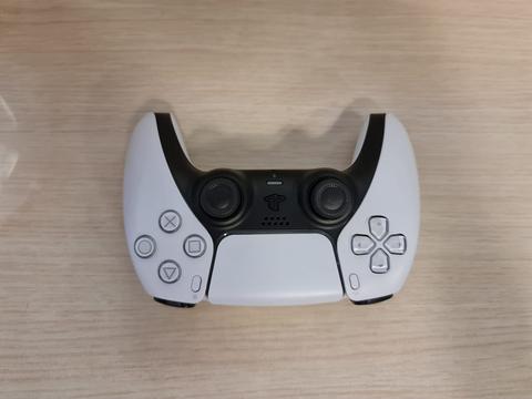 Satılık Playstation 5 Dualsense