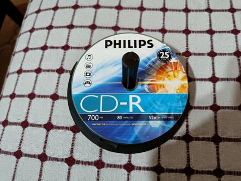 Farklı Kablolar, DVD+RW ve CD-R medyalar vs...