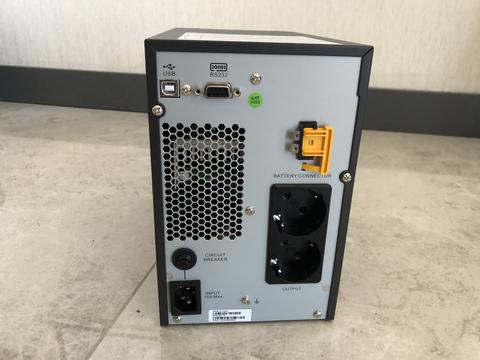 SIFIR UPS Schneider SPM1KI-TR 1KVA