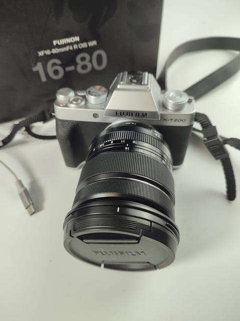 Fujifilm X-T200 + XF16-80mm