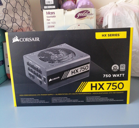 Corsair HX750 Platinium 750w 1900tl (Surfing with the alien nickli arkadaşıma satılmıştır)