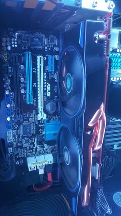 R9 280X  ÇOK TEMİZ - SATILDI