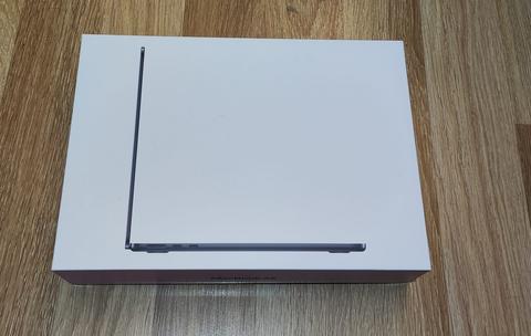 [SATILDI] TR GARANTİLİ MACBOOK AIR M2 8 GB 256 GB 2 AYLIK