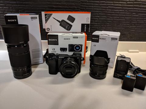 SONY A6000 SET (BODY + 16-50 mm + 55-210 mm + 35 mm f1.8)