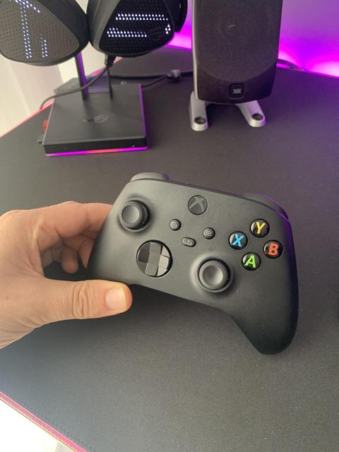 [SATILDI] SATILIK Xbox 9.Nesil Gamepad Sıfır Ayarında